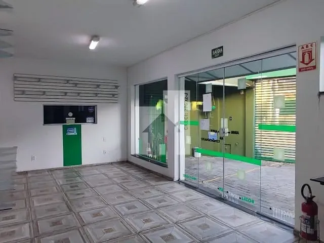 Casa com 351m² 3 quartos e 4 banheiros, à venda ou para alugar, no bairro Cidade Nova em Jundiaí