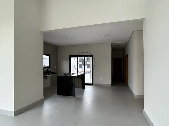Casa 3 quartos e 3 banheiros, à venda, no bairro Bairro do Grama em Caçapava