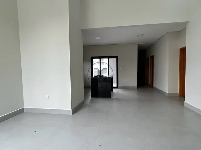 Casa 3 quartos e 3 banheiros, à venda, no bairro Bairro do Grama em Caçapava