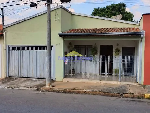 Casa com 491m² 2 quartos e 1 banheiro, à venda, no bairro Centro em Capivari