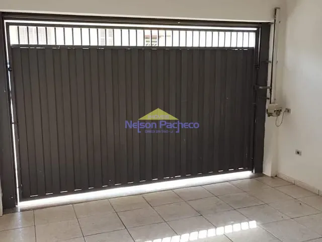 Casa com 491m² 2 quartos e 1 banheiro, à venda, no bairro Centro em Capivari