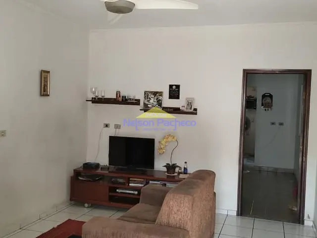 Casa com 491m² 2 quartos e 1 banheiro, à venda, no bairro Centro em Capivari