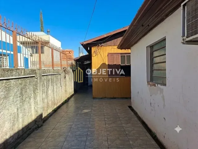 Casa 2 quartos e 2 banheiros, à venda, no bairro Vila Nova em Novo Hamburgo