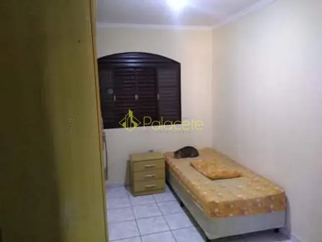 Casa com 250m² 4 quartos e 2 banheiros, à venda, no bairro Beta em Pindamonhangaba