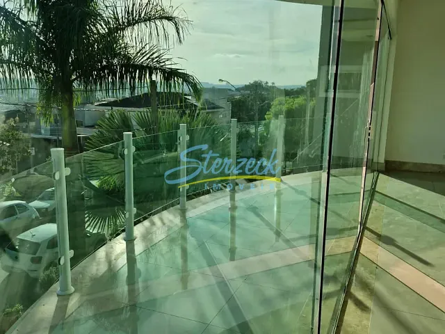 Casa com 250m² 3 quartos e 2 banheiros, para alugar, no bairro Bosque em Vinhedo