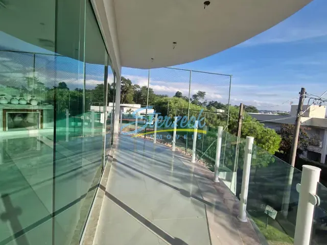 Casa com 250m² 3 quartos e 2 banheiros, para alugar, no bairro Bosque em Vinhedo