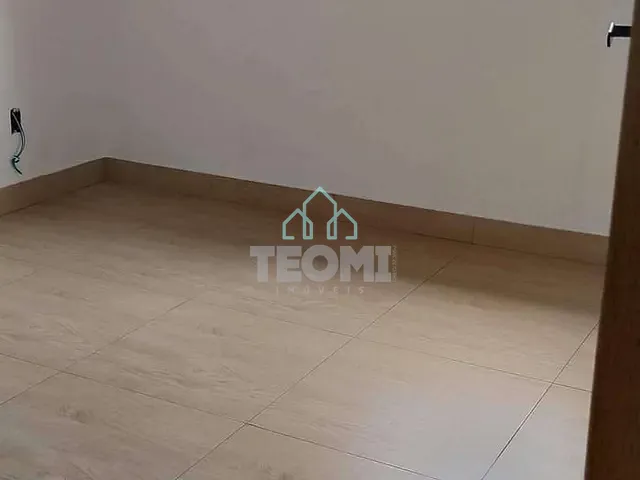 Casa com 150m² 3 quartos e 2 banheiros, à venda, no bairro Areão em Taubaté