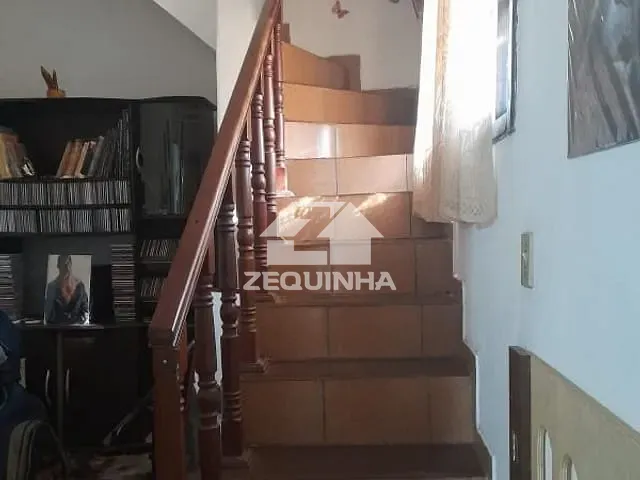 Casa com 250m² 3 quartos e 2 banheiros, à venda, no bairro Jardim das Flores em Osasco