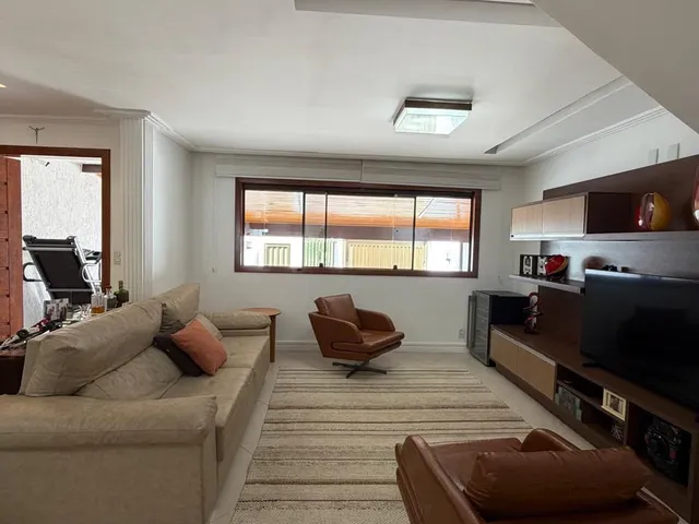 Casa com 278m² 4 quartos e 4 banheiros, à venda, no bairro jardim guanabara em Macaé