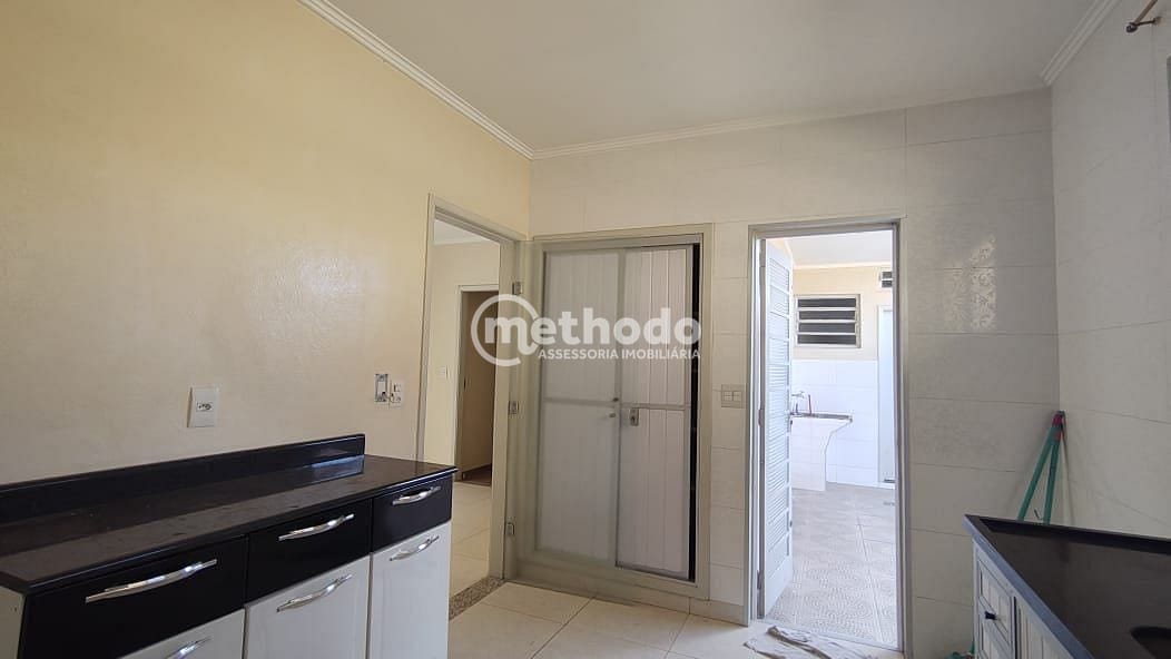 Casa, 4 quartos, 220 m² - Foto 32