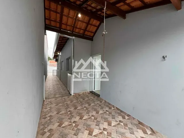 Casa com 180m² 2 quartos e 2 banheiros, à venda, no bairro Loteamento Estância Mirante de Caraguatatuba em Caraguatatuba