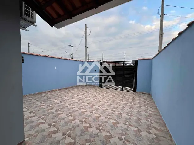 Casa com 180m² 2 quartos e 2 banheiros, à venda, no bairro Loteamento Estância Mirante de Caraguatatuba em Caraguatatuba
