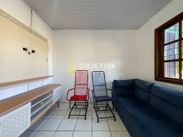 Casa 2 quartos e 2 banheiros, para alugar, no bairro Canudos em Novo Hamburgo