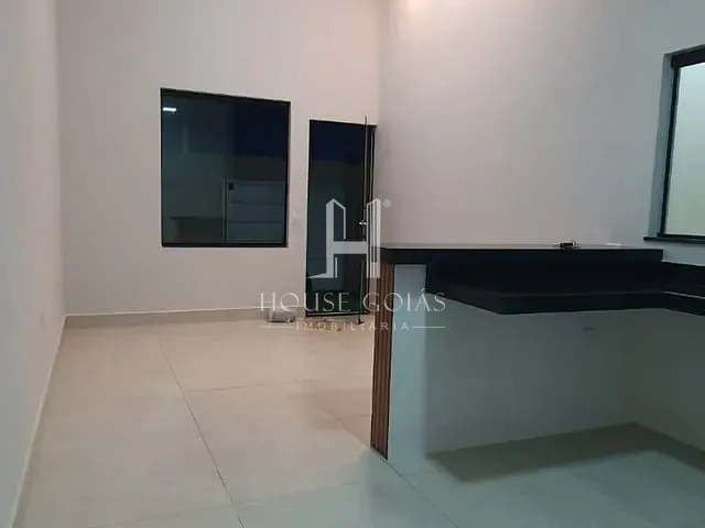 Casa com 100m² 2 quartos e 2 banheiros, à venda, no bairro Residencial Fidelis em Goiânia