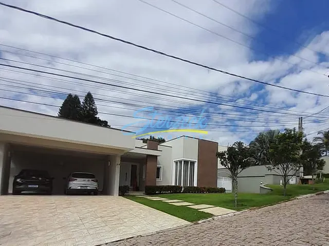 Casa 4 quartos e 6 banheiros, à venda, no bairro Centro em Vinhedo