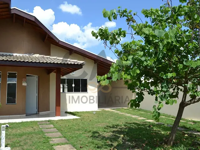 Casa com 406m² 2 quartos e 2 banheiros, à venda, no bairro Residencial Nova Holanda em Holambra