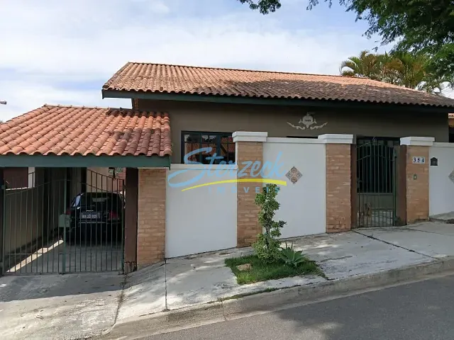 Casa 3 quartos e 2 banheiros, à venda, no bairro Jardim Panorama em Vinhedo