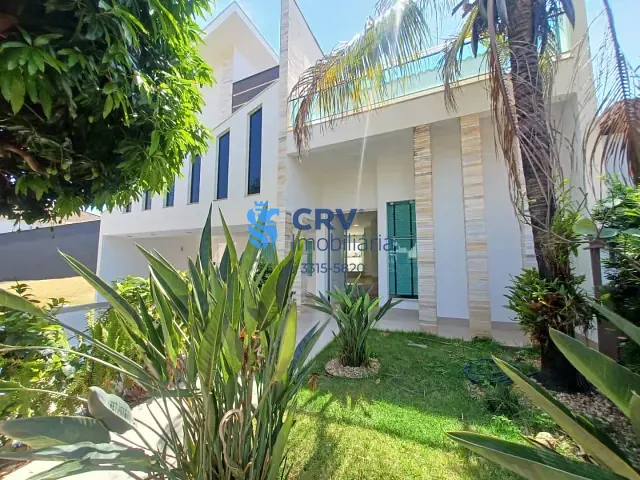 Casa com 323m² 3 quartos e 3 banheiros, à venda, no bairro Brasilia em Ibiporã