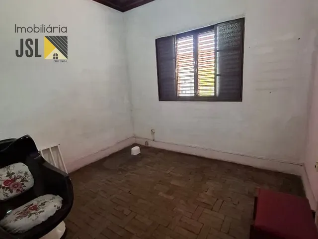 Casa com 248m² 3 quartos e 1 banheiro, à venda, no bairro Vila Pantaleão em Caçapava