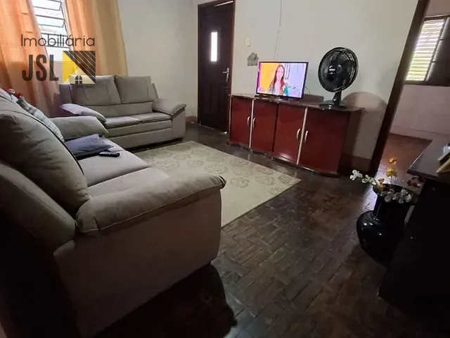 Casa com 248m² 3 quartos e 1 banheiro, à venda, no bairro Vila Pantaleão em Caçapava