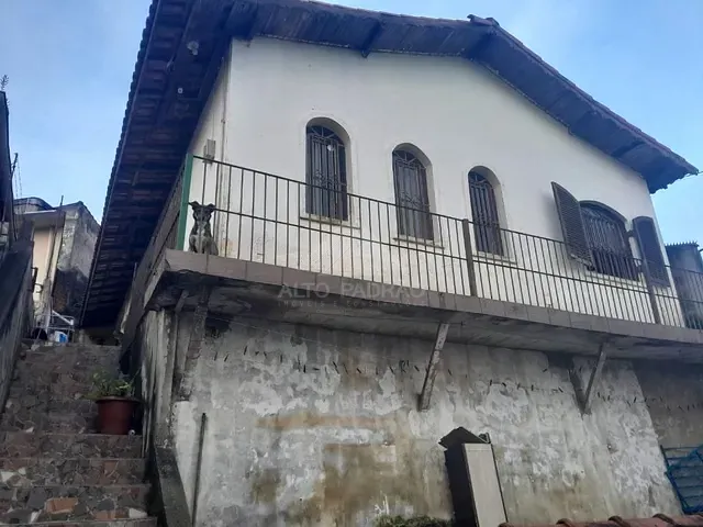 Casa com 300m² 3 quartos e 3 banheiros, à venda, no bairro Jardim Zaira em Mauá