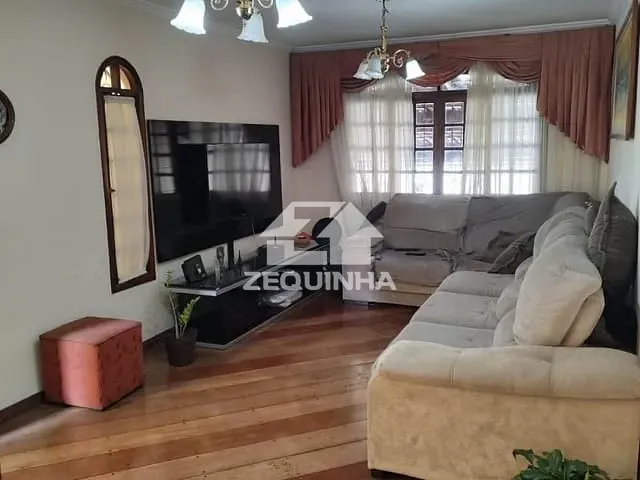 Casa com 125m² 3 quartos e 2 banheiros, à venda, no bairro Pestana em Osasco