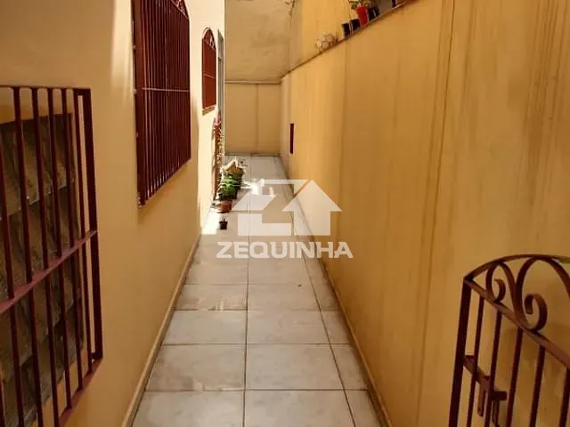 Casa com 125m² 3 quartos e 2 banheiros, à venda, no bairro Pestana em Osasco