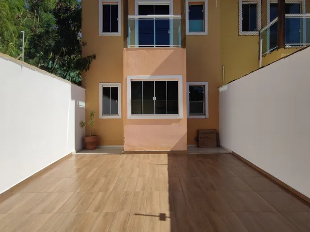 Casa com 150m² 2 quartos e 2 banheiros, à venda, no bairro Jardim Guanabara em Macaé