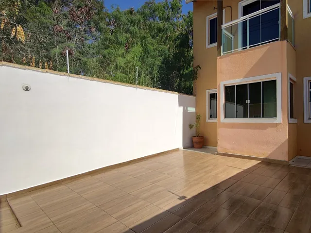 Casa com 150m² 2 quartos e 2 banheiros, à venda, no bairro Jardim Guanabara em Macaé