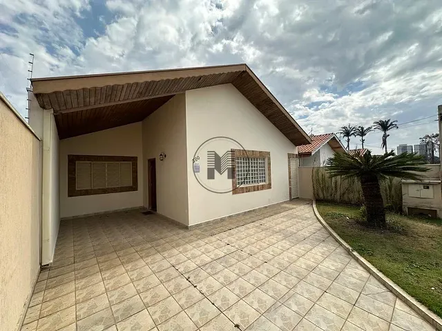 Casa 3 quartos e 2 banheiros, à venda, no bairro Jardim Independência em Taubaté