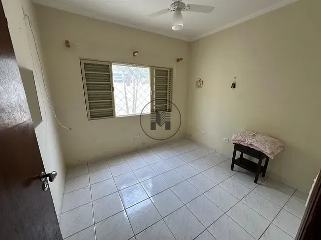Casa 3 quartos e 2 banheiros, à venda, no bairro Jardim Independência em Taubaté
