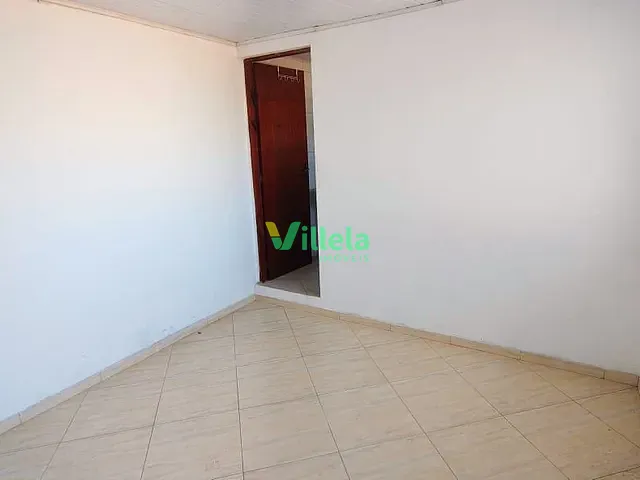 Casa 4 quartos e 2 banheiros, à venda, no bairro Vila Figueira em Suzano