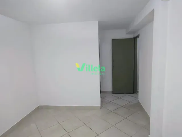 Casa 4 quartos e 2 banheiros, à venda, no bairro Vila Figueira em Suzano