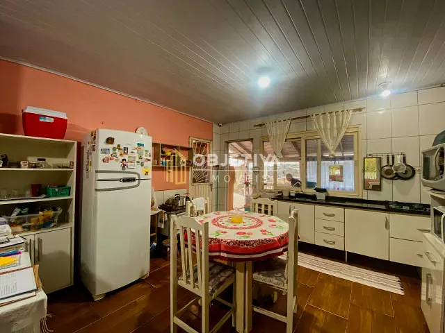 Casa 4 quartos e 3 banheiros, à venda, no bairro Rondônia em Novo Hamburgo
