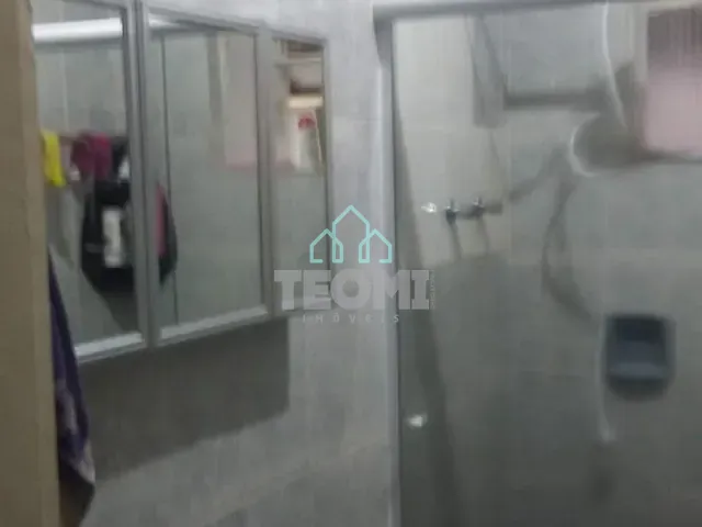 Casa com 400m² 4 quartos e 1 banheiro, à venda, no bairro Estiva em Taubaté
