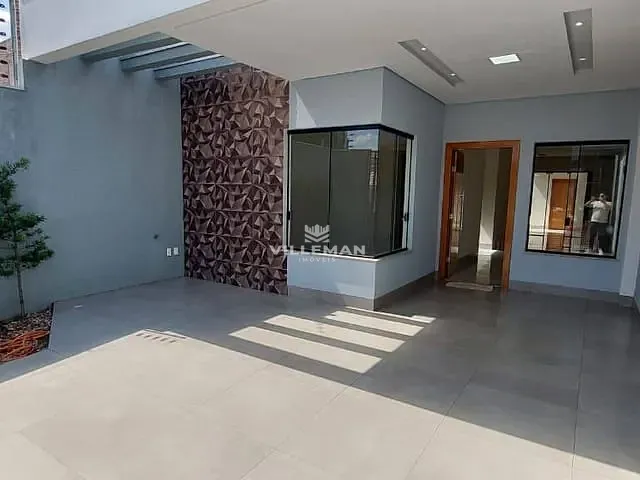 Casa com 150m² 3 quartos e 3 banheiros, à venda, no bairro Parque Lagoa Dourada em Maringá