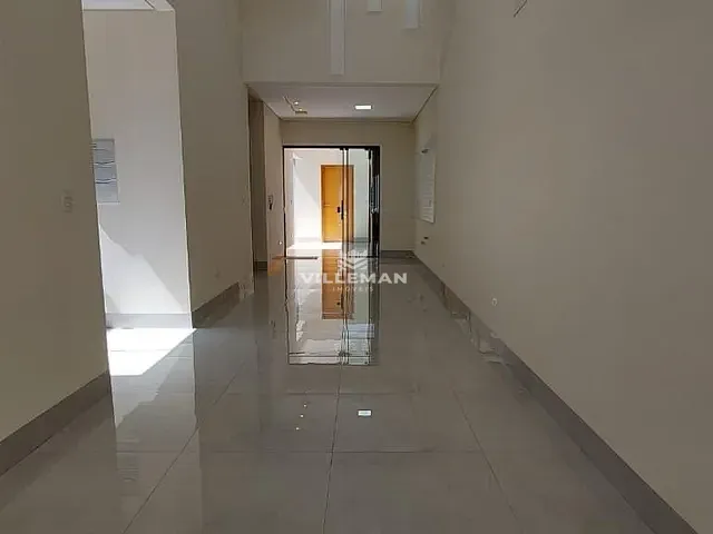 Casa com 150m² 3 quartos e 3 banheiros, à venda, no bairro Parque Lagoa Dourada em Maringá