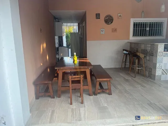Casa com 192m² 3 quartos e 3 banheiros, à venda, no bairro Parque Rosário em Campos dos Goytacazes