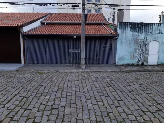 Casa com 188m² 3 quartos e 2 banheiros, à venda, no bairro Jardim Jacinto em Jacareí