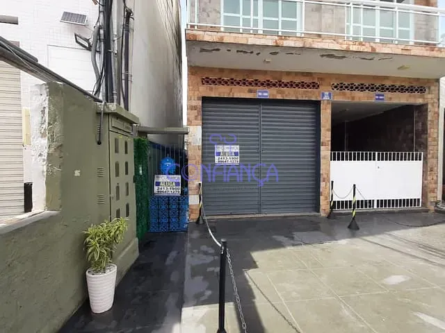 Casa 1 quarto e 1 banheiro, para alugar, no bairro Campo Grande em Rio de Janeiro