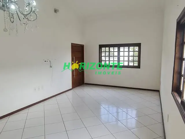 Casa com 262m² 4 quartos e 4 banheiros, à venda, no bairro Urbanova em São José dos Campos
