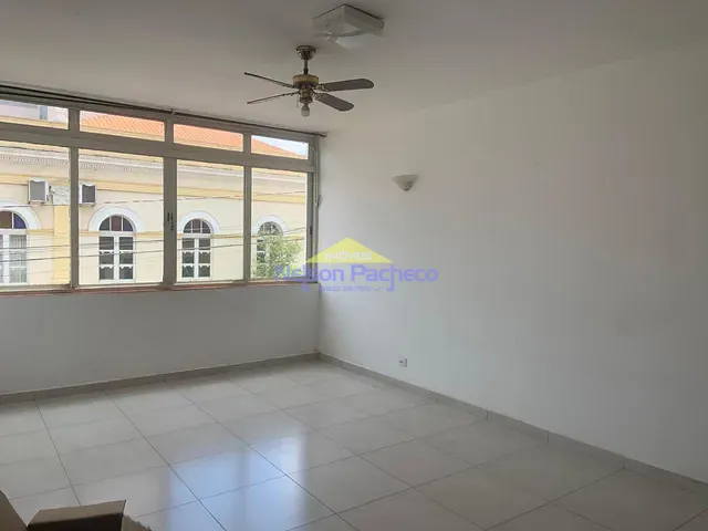 Casa 3 quartos e 1 banheiro, à venda, no bairro Centro em Capivari