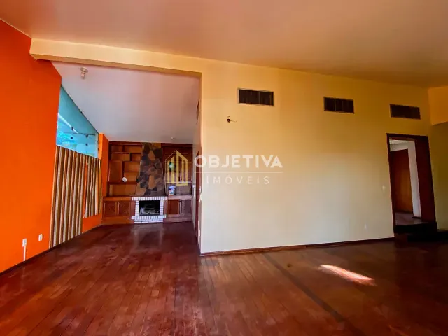 Casa com 1500m² 9 quartos e 5 banheiros, para alugar, no bairro Ouro Branco em Novo Hamburgo