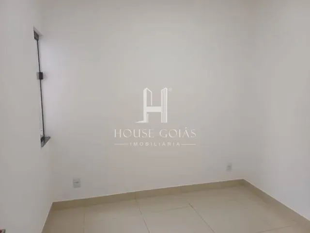 Casa com 150m² 3 quartos e 2 banheiros, à venda, no bairro Parque João Braz - Cidade Industrial em Goiânia