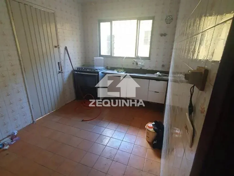 Casa, 3 quartos, 200 m² - Foto 13
