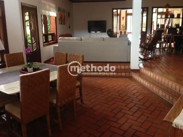 Casa com 390m² 4 quartos e 3 banheiros, à venda, no bairro Jardim Aruã em Campinas