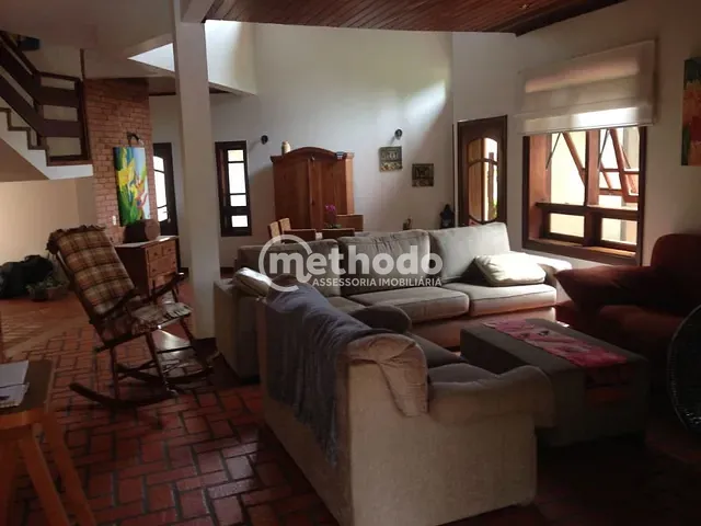 Casa com 390m² 4 quartos e 3 banheiros, à venda, no bairro Jardim Aruã em Campinas