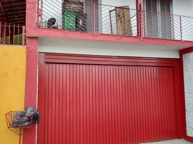Casa com 340m² 1 quarto e 1 banheiro, à venda, no bairro Maria Áurea em Pindamonhangaba
