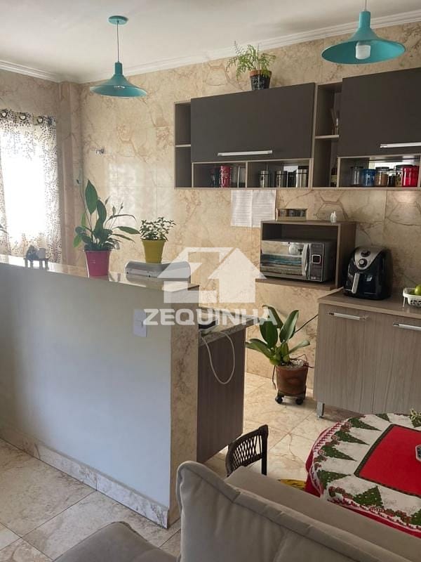Casa para alugar com 2 quartos, 80m² - Foto 18