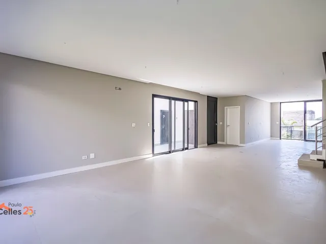 Casa 4 quartos e 4 banheiros, à venda, no bairro Jardim Schaffer em Curitiba
